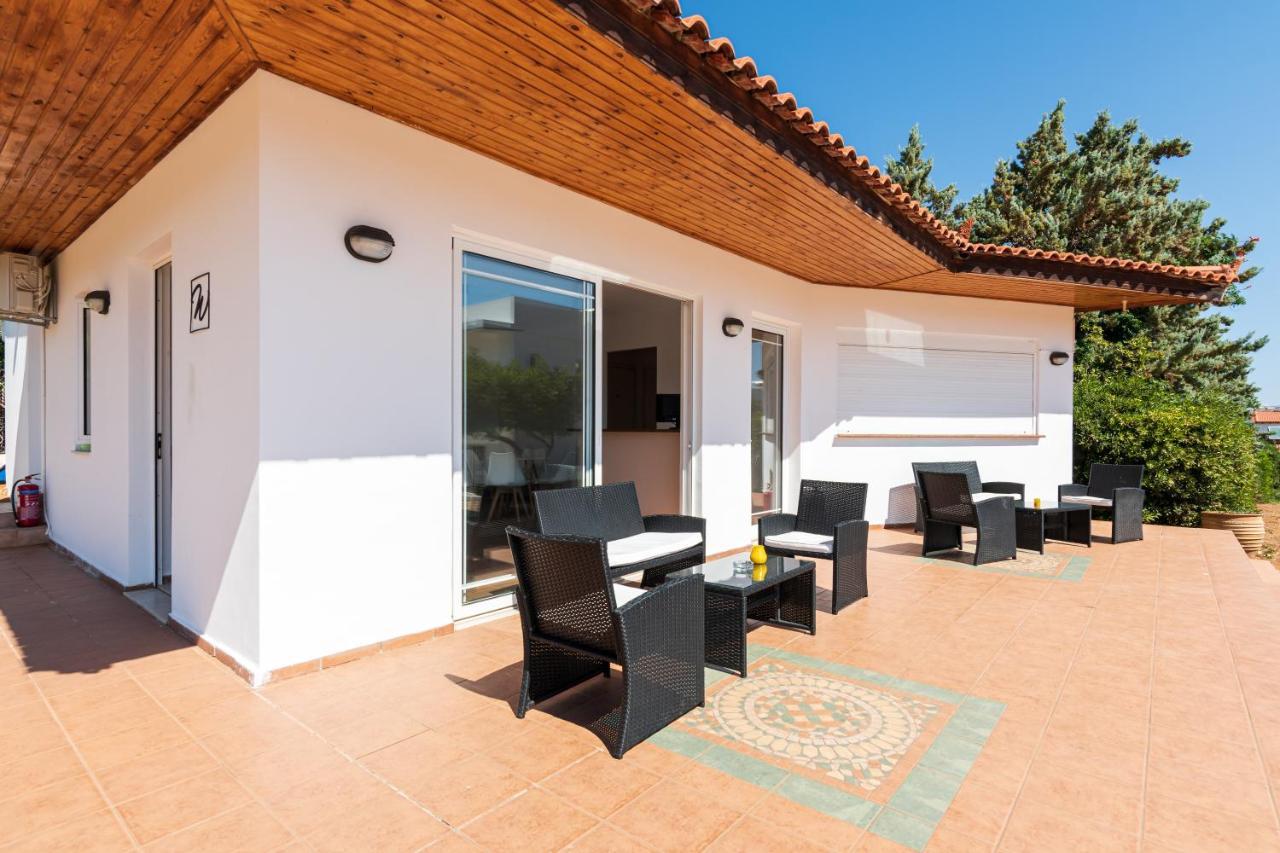 W Suites By Estia Stalida Bagian luar foto